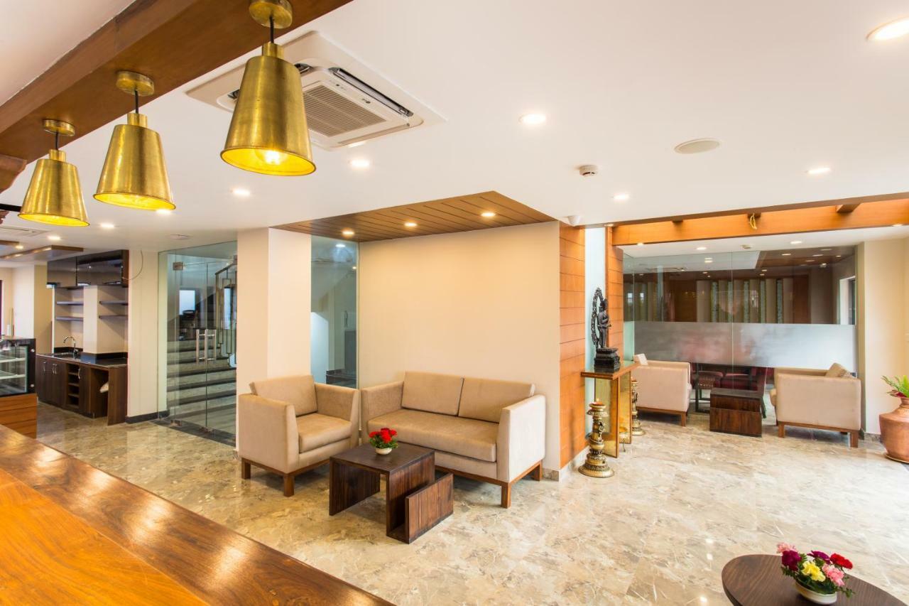 Hotel Kutumba Lalitpur Exterior foto